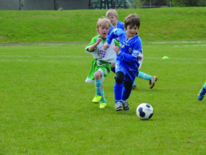少年サッカーの適度な練習量とは 自主練 週何回 練習時間 解説 ジュニアサッカー大学